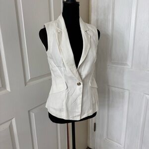 Women's White Sleeveless Blazer